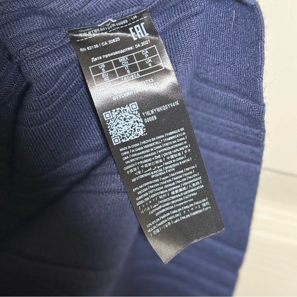 Guess Blue and Cream Striped Knit Flare Dress Size S - Picture 11 of 12